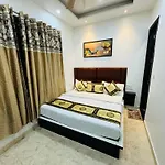 Yuvraj Residency - Opposite Golden Temple